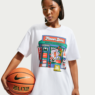 Nike Women's Oversized Graphic T-Shirt. Nike.com